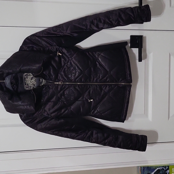 GUESS Fitted Light Puff Jacket - Picture 2 of 2